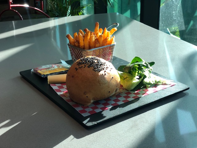 Restaurantes de Mérida ofrecen originales hamburguesas